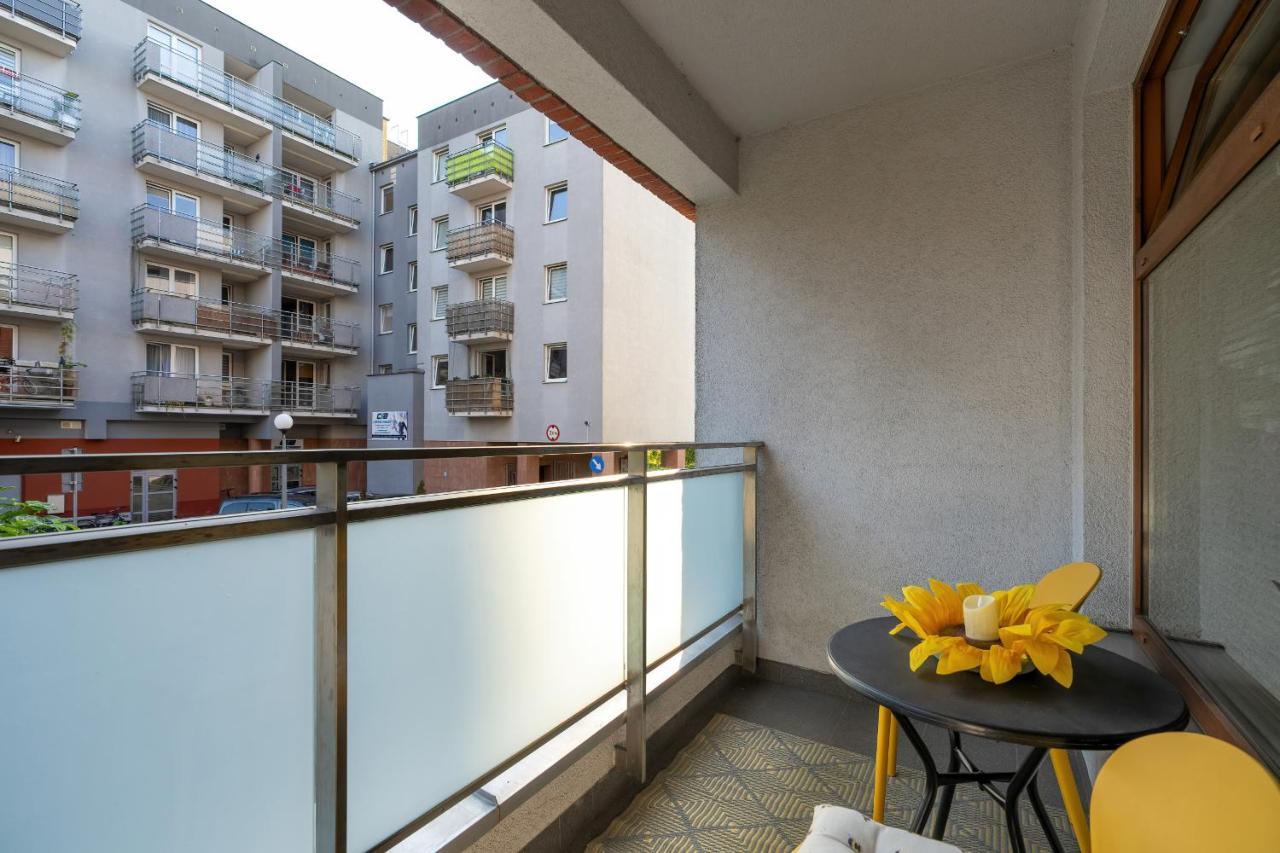 Comfortable Wojskowa Apartment By Noclegi Renters Poznań Esterno foto
