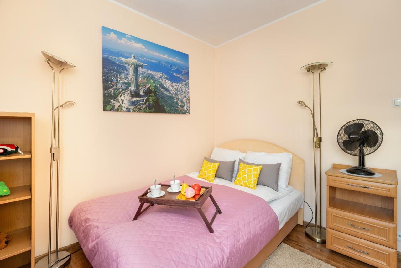 Comfortable Wojskowa Apartment By Noclegi Renters Poznań Esterno foto