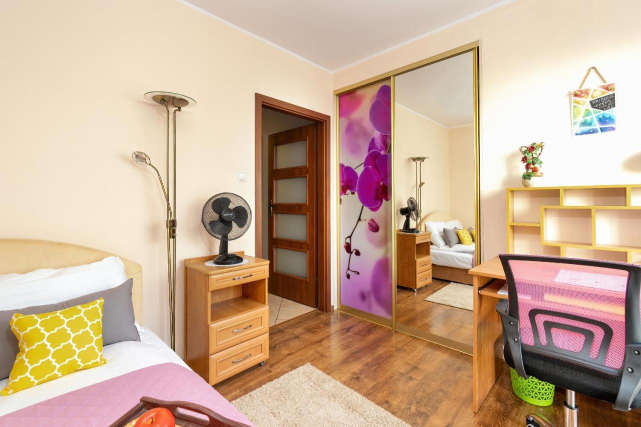 Comfortable Wojskowa Apartment By Noclegi Renters Poznań Esterno foto